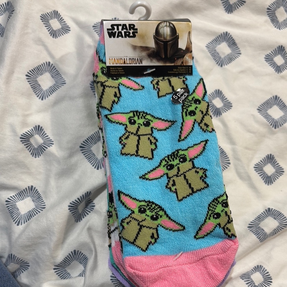Star Wars Mandalorian Baby Yoda Socks - Blue and Pink
